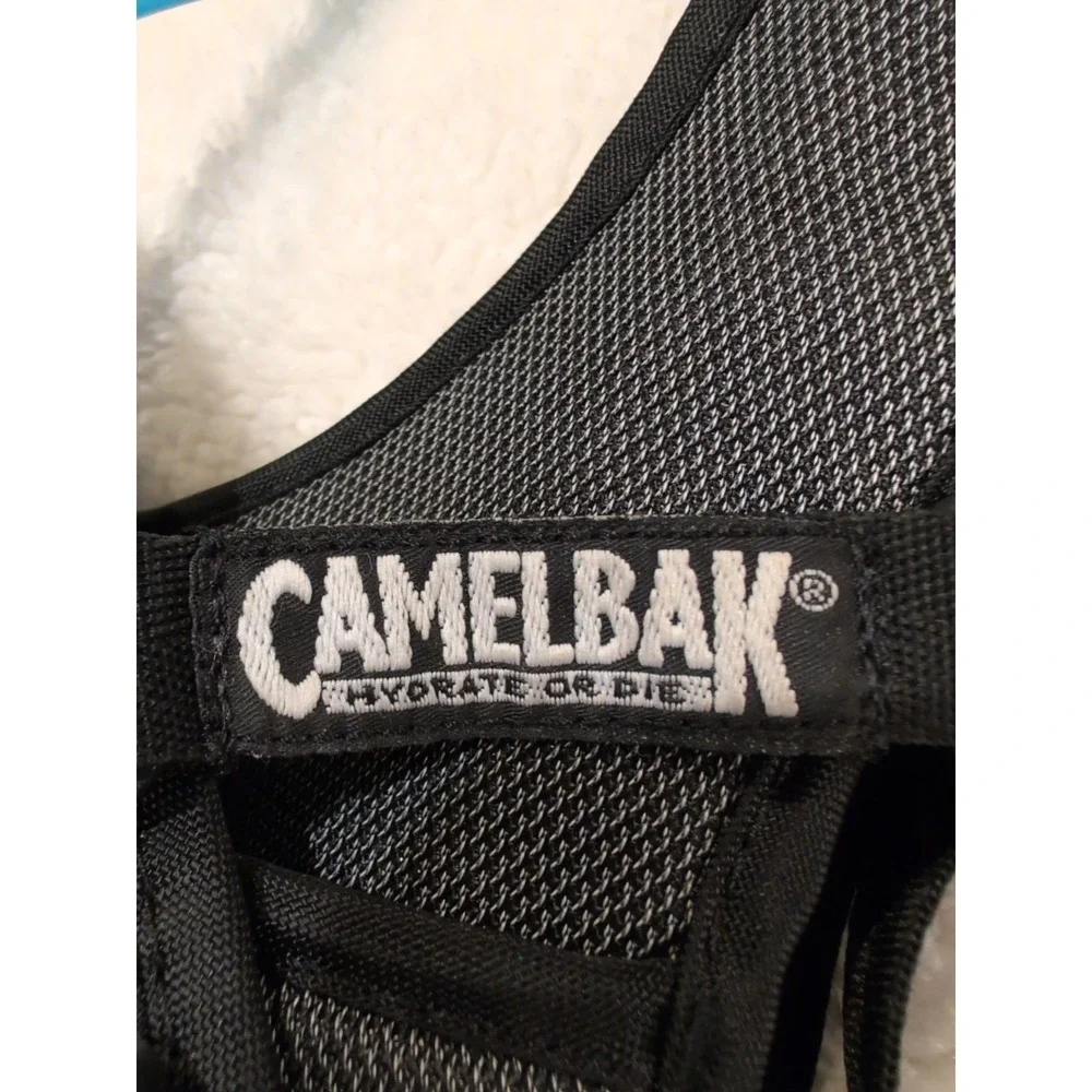 Camelbak Snobowl Water Ski Hydration Pack 50oz Bladder Blue  H2o Tube Good Cond‎